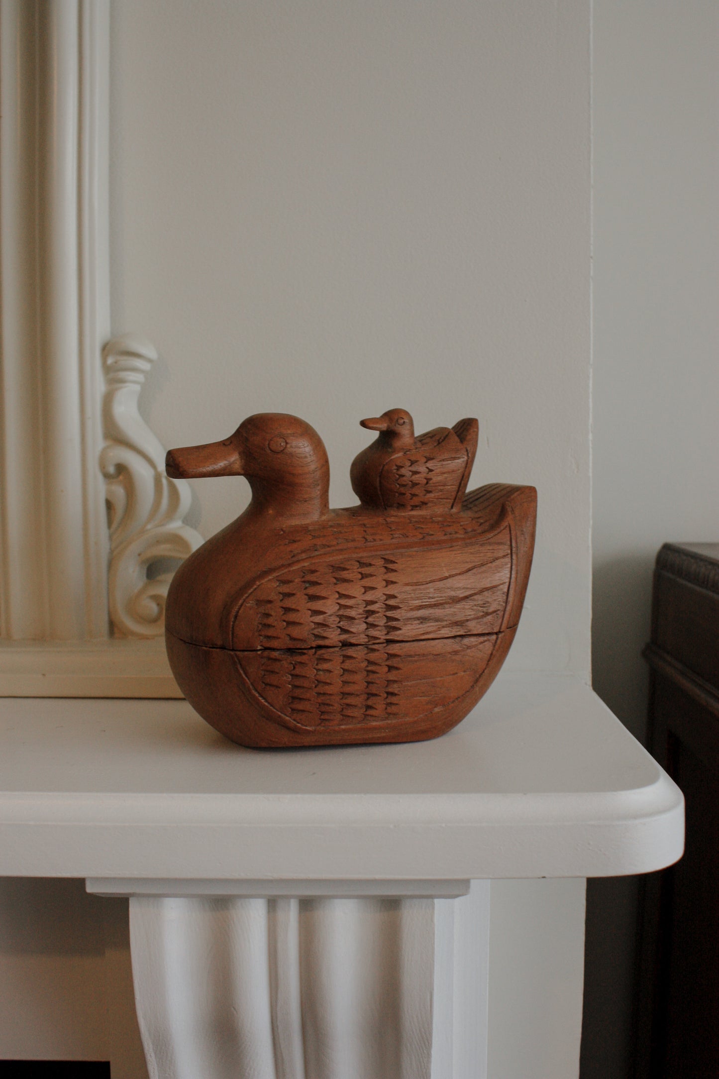 Vintage wooden duck trinket box