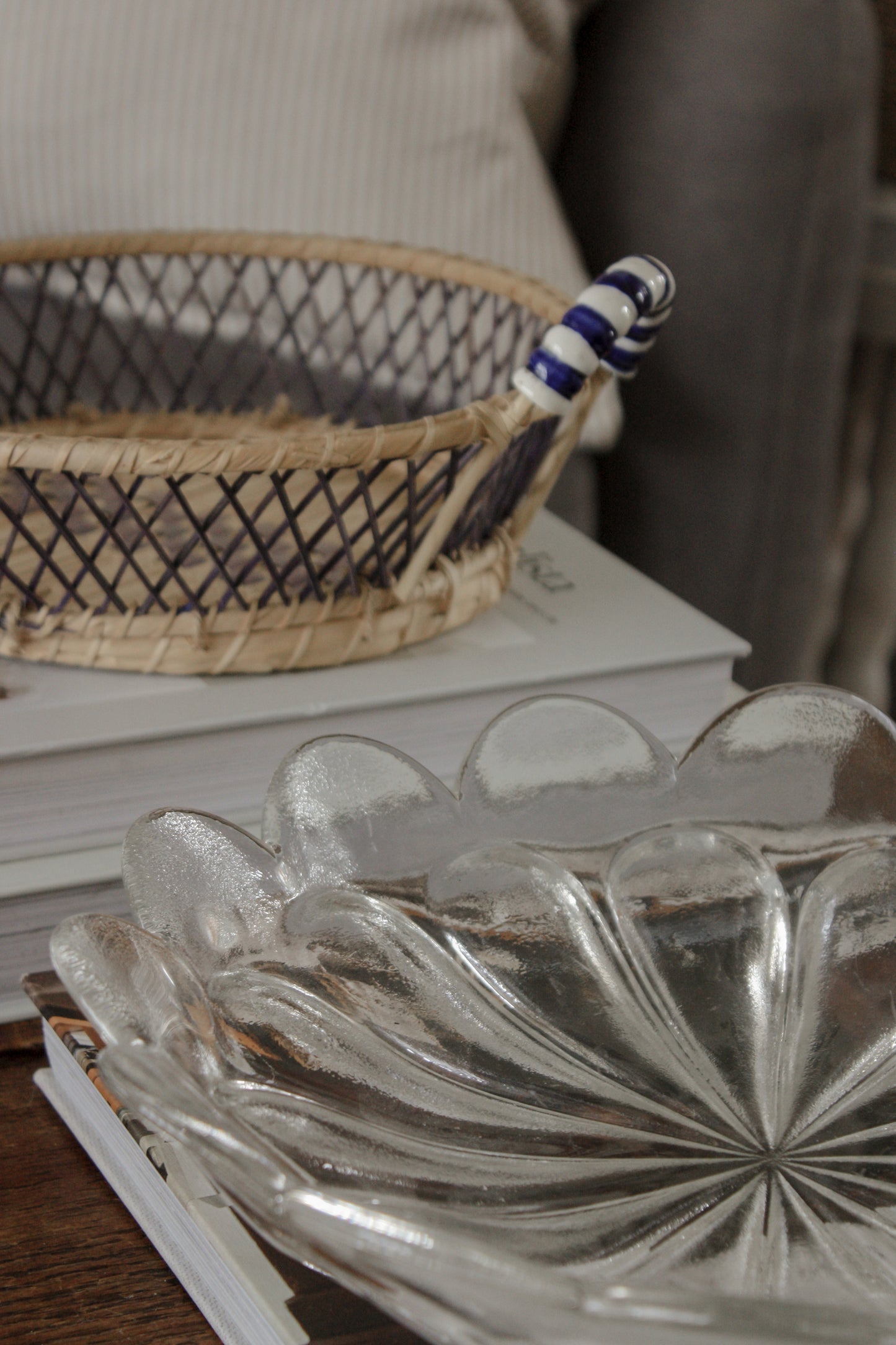 Vintage basket with ceramic handles