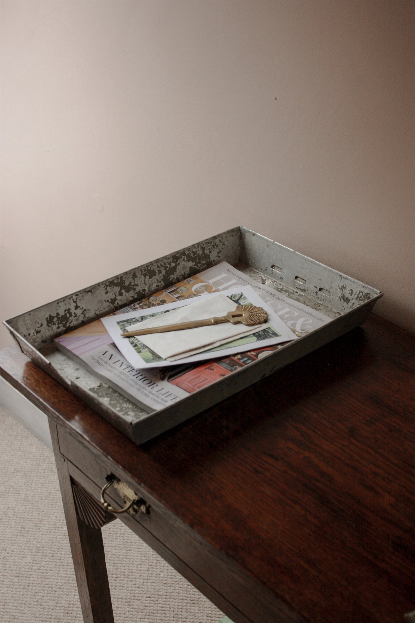 Vintage chippy metal in-tray