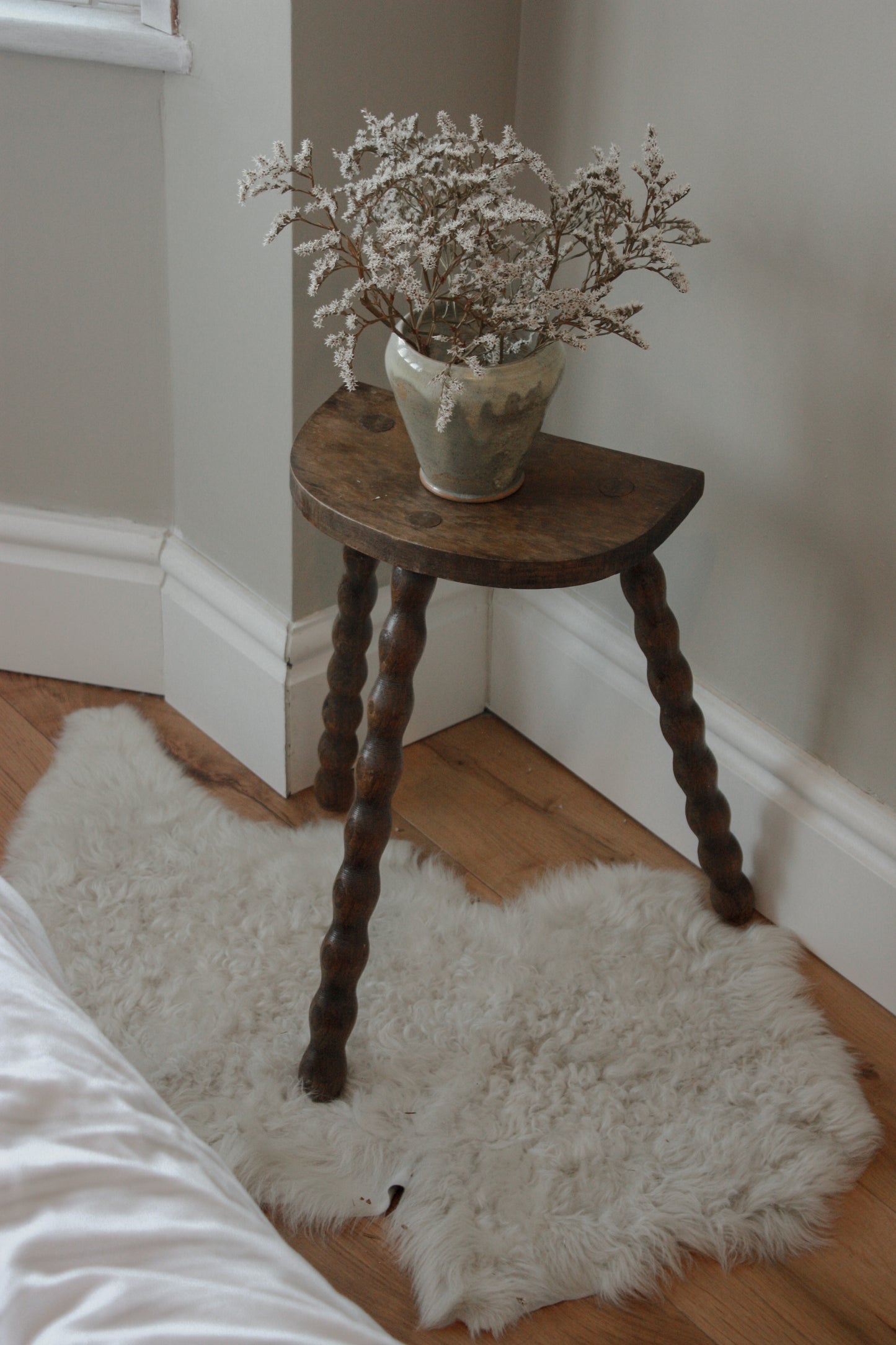 Vintage French half moon stool with bobbin legs