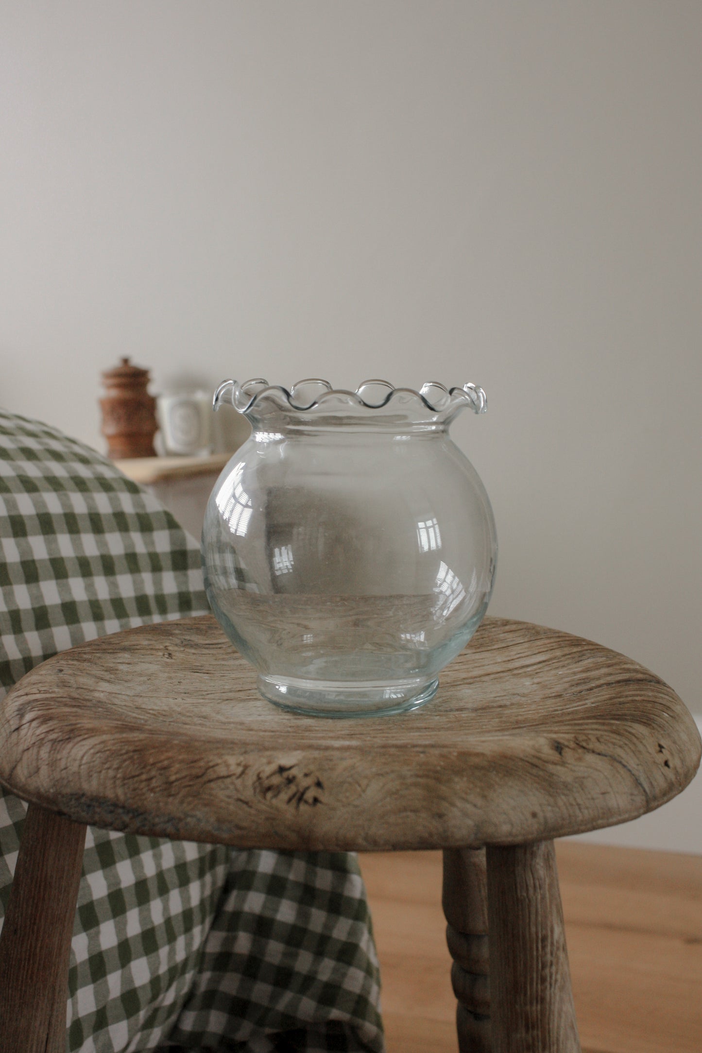 Vintage ruffle rim vase