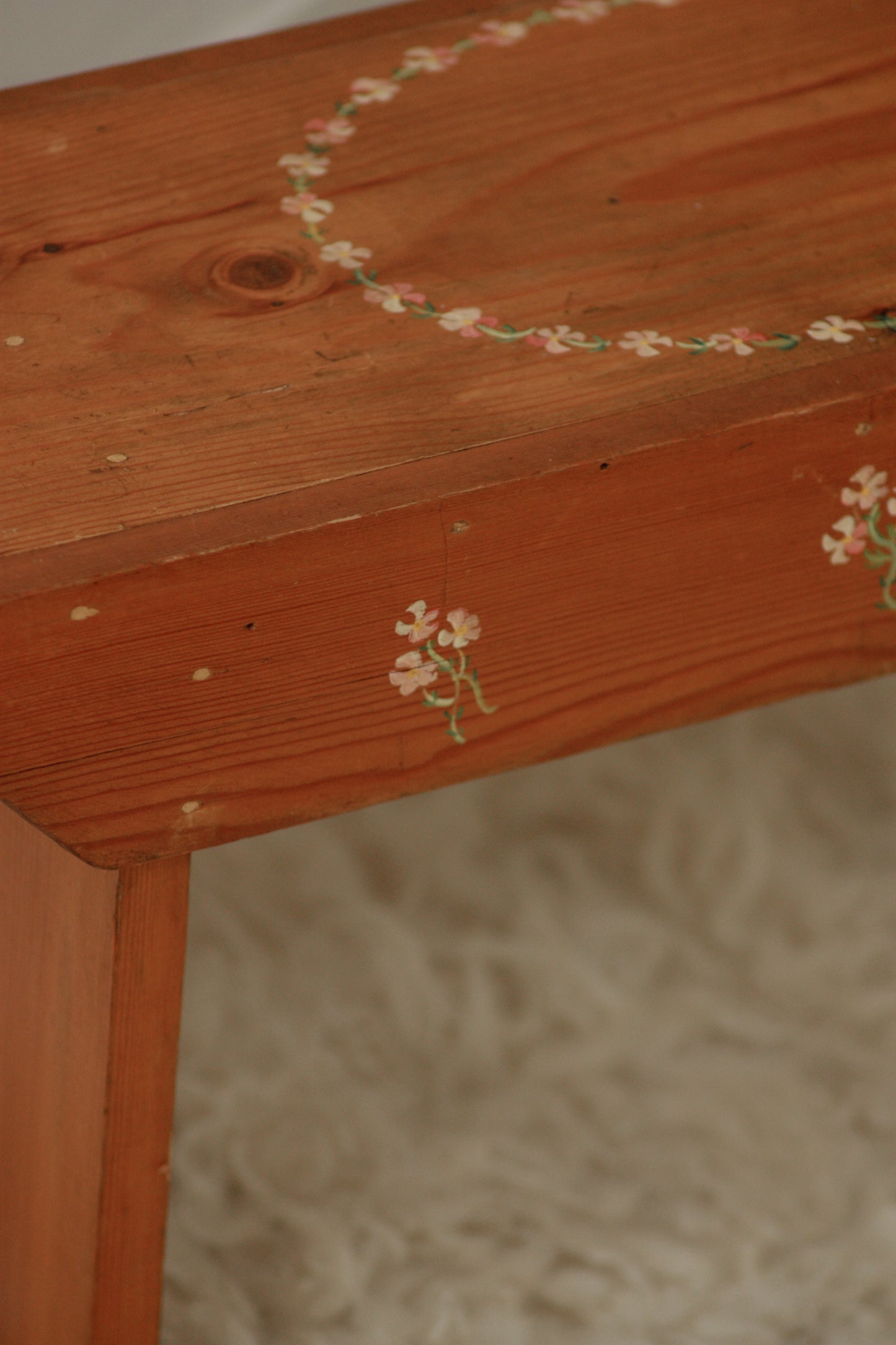 Vintage hand painted stool with clothes peg legs