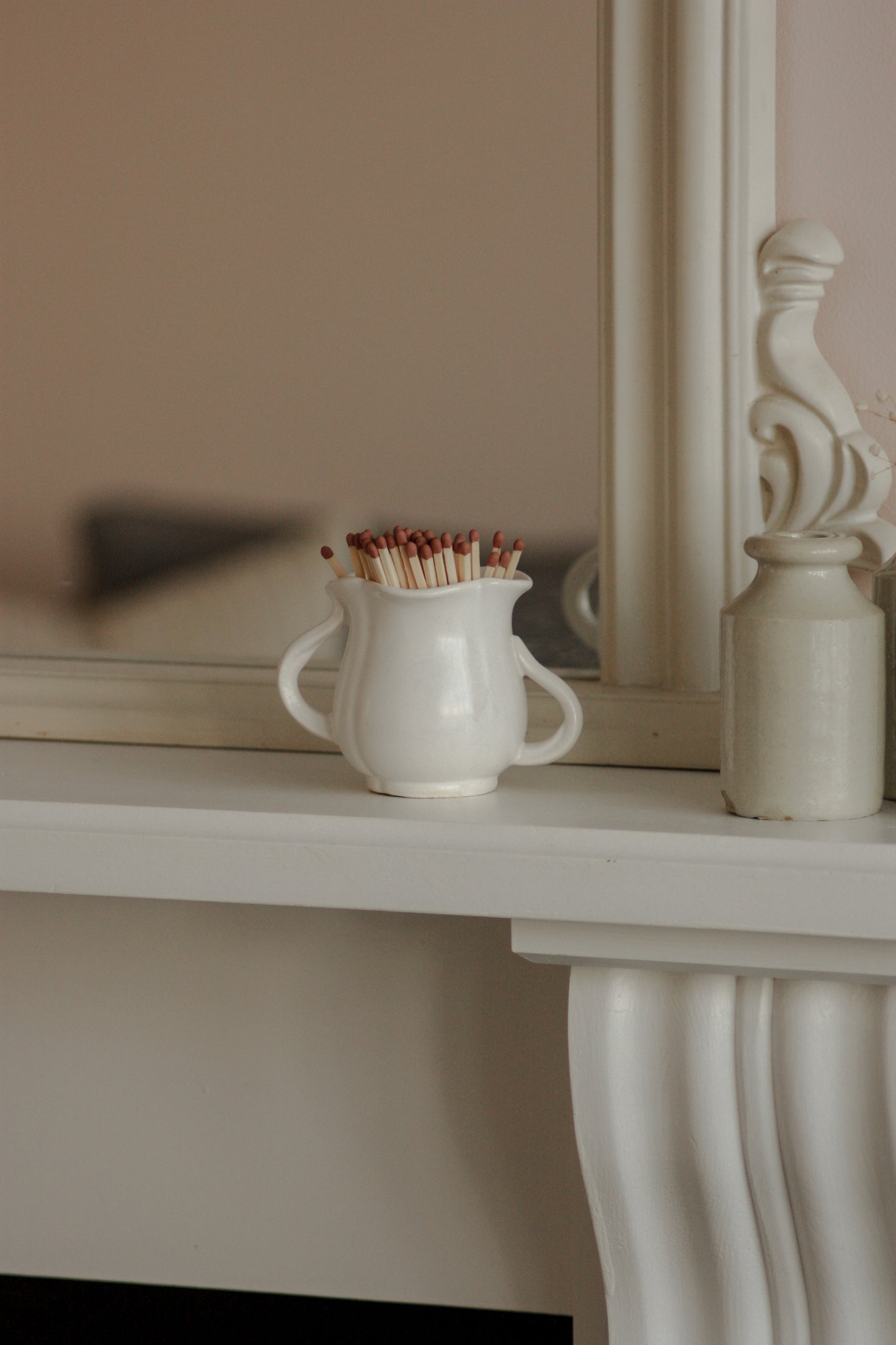 Vintage creamer match pot with handles