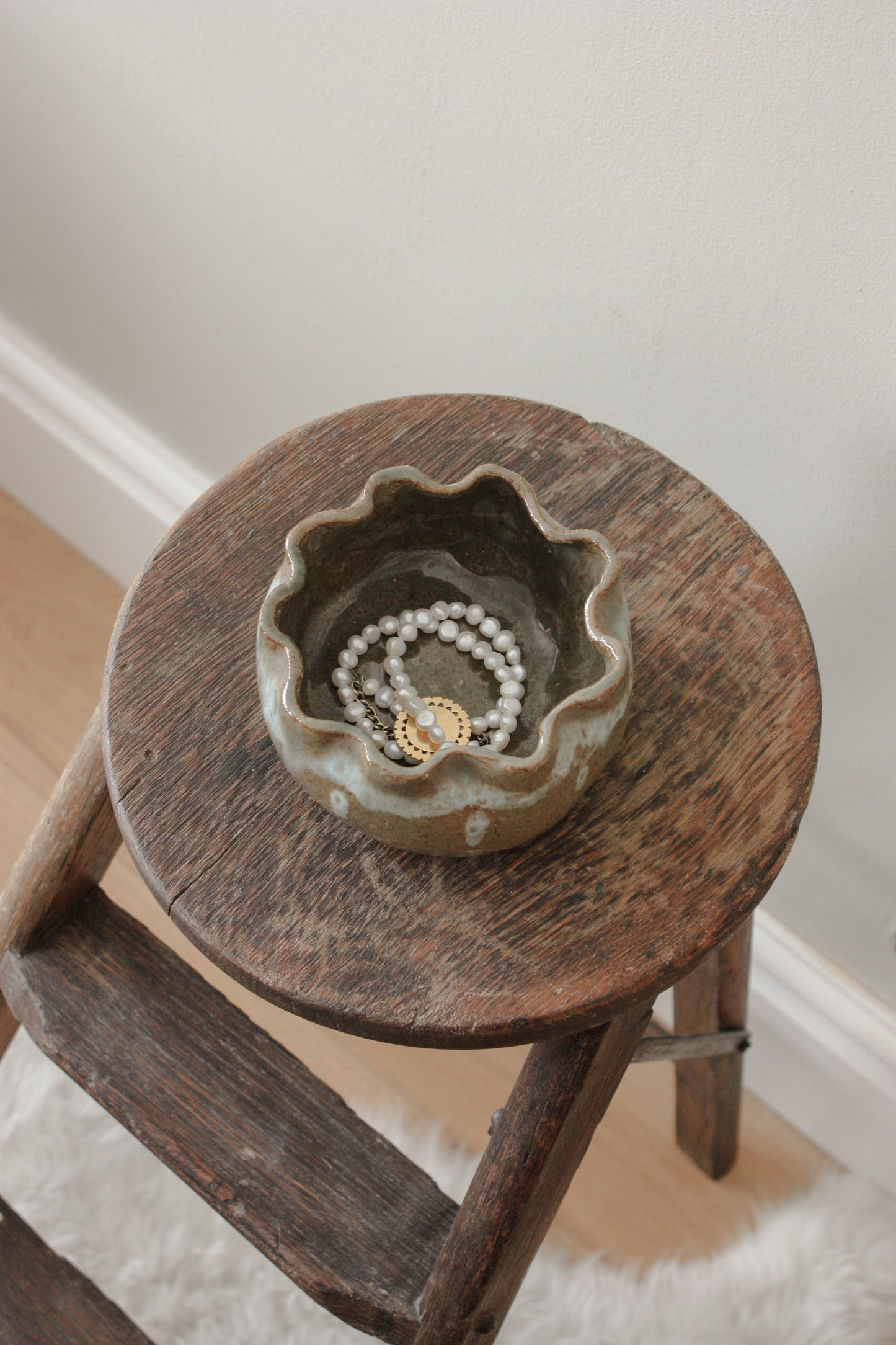 Vintage handmade ruffle rim pottery dish