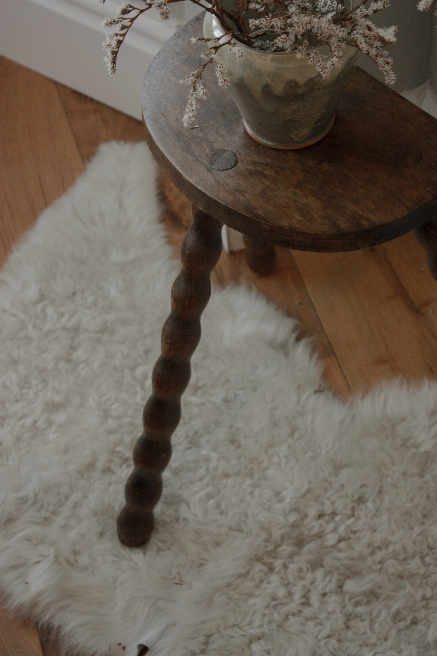 Vintage French half moon stool with bobbin legs