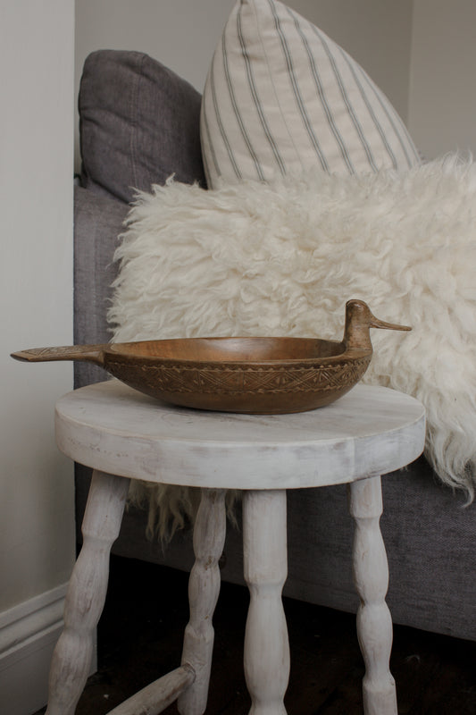 Vintage carved wooden duck bowl