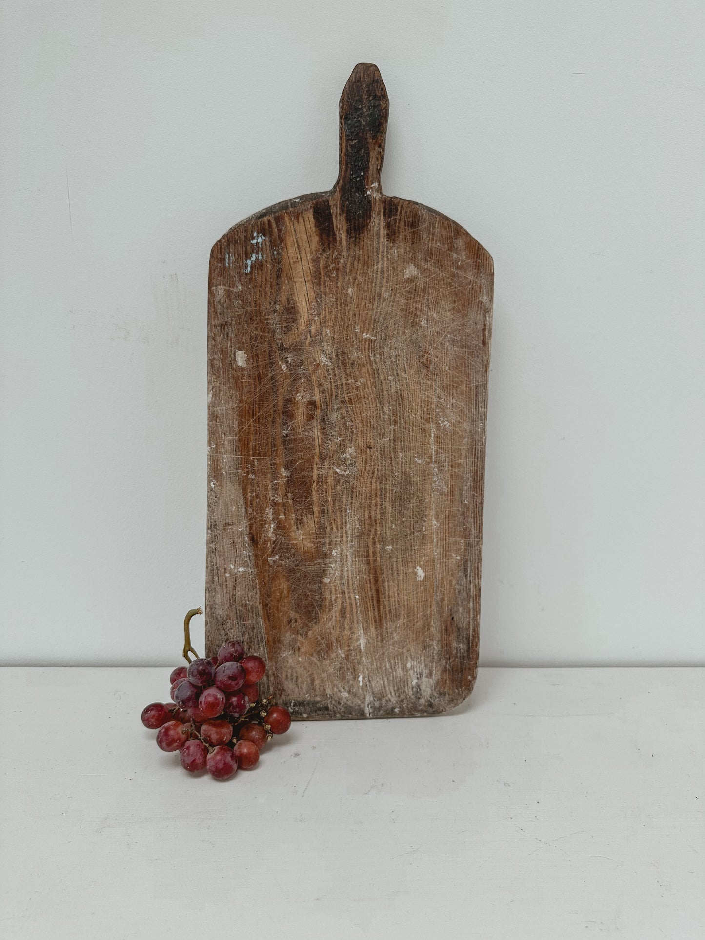 Rustic Turkish breadboard / chopping board