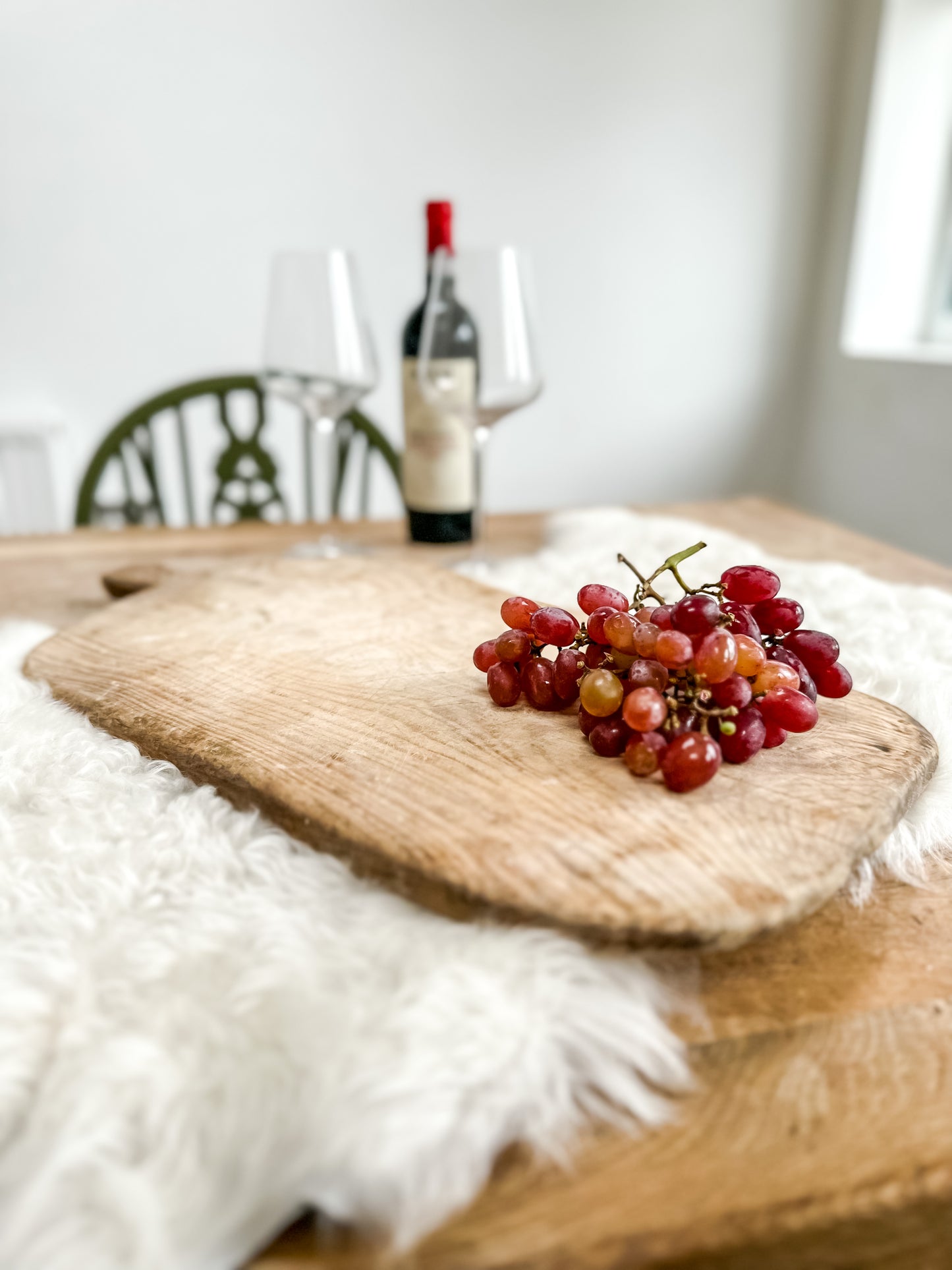 Rustic Turkish breadboard / chopping board