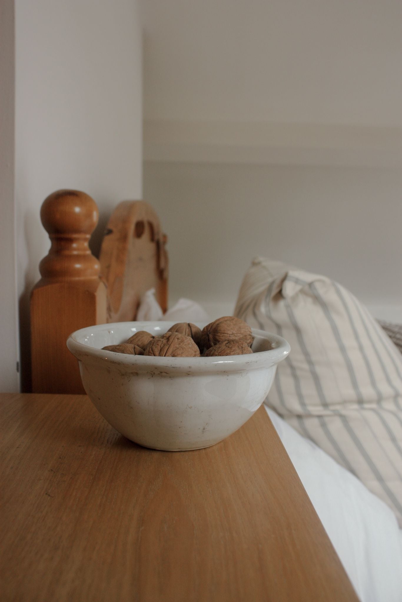 Antique scalloped jelly mould bowl