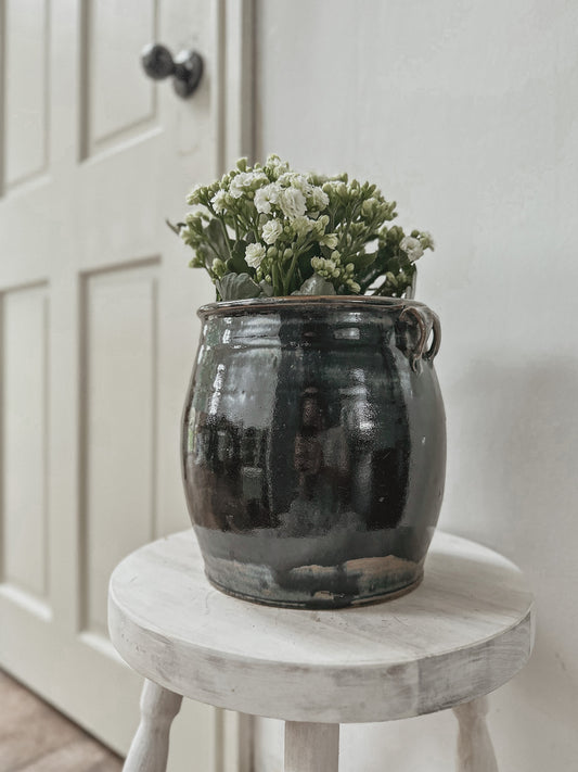 Antique black confit pot