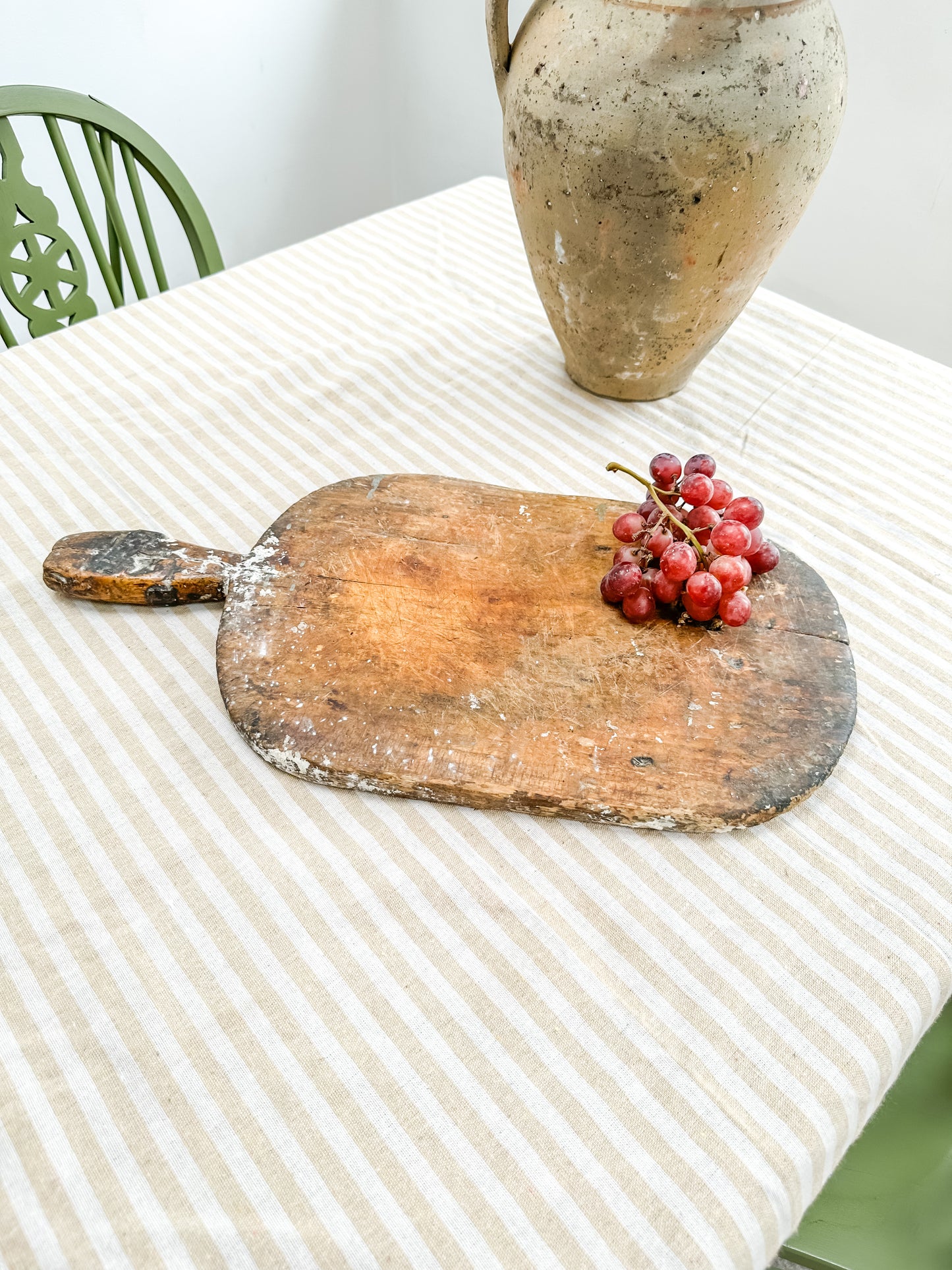 Rustic Turkish breadboard / chopping board