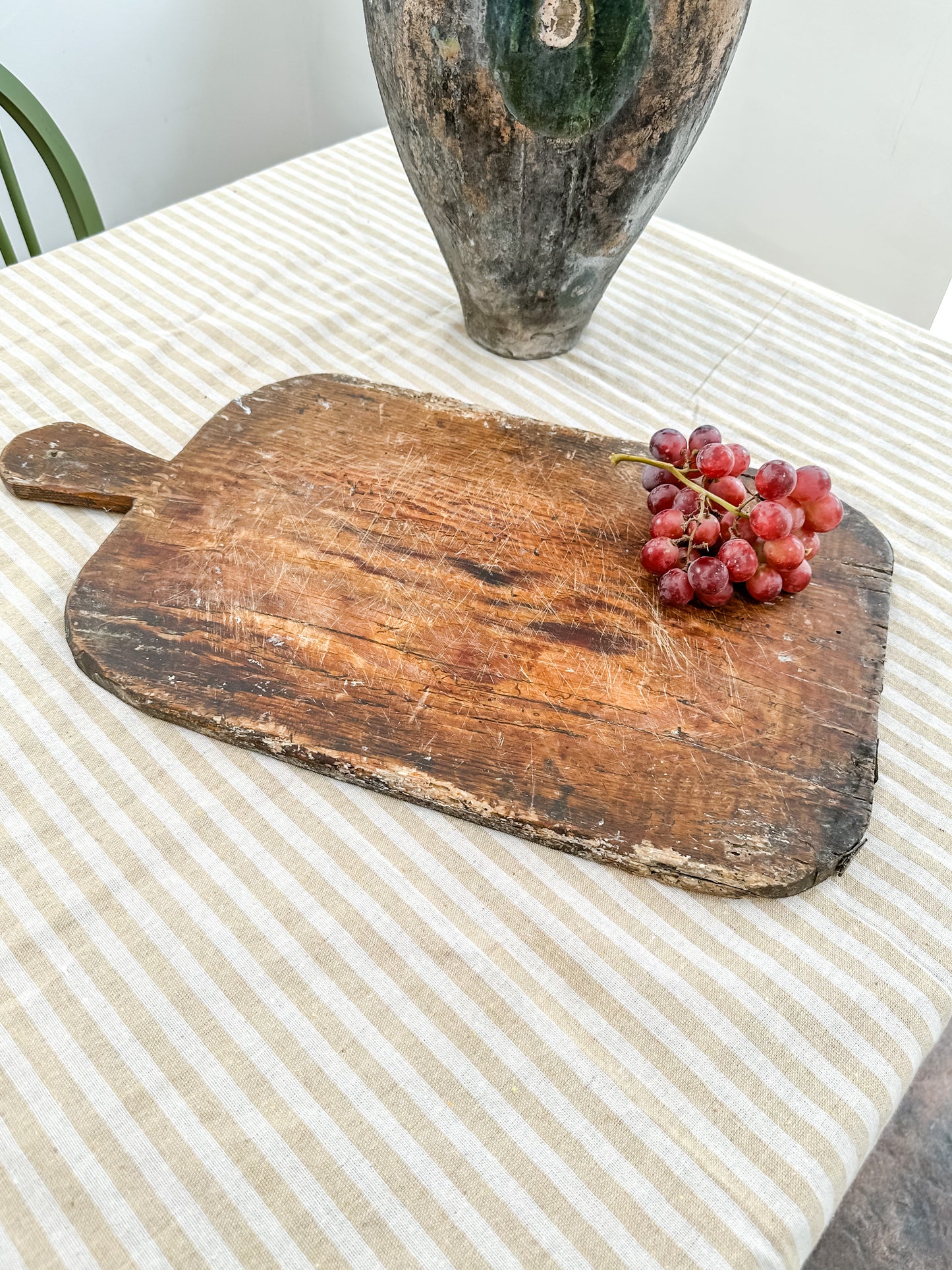 Rustic Turkish breadboard / chopping board