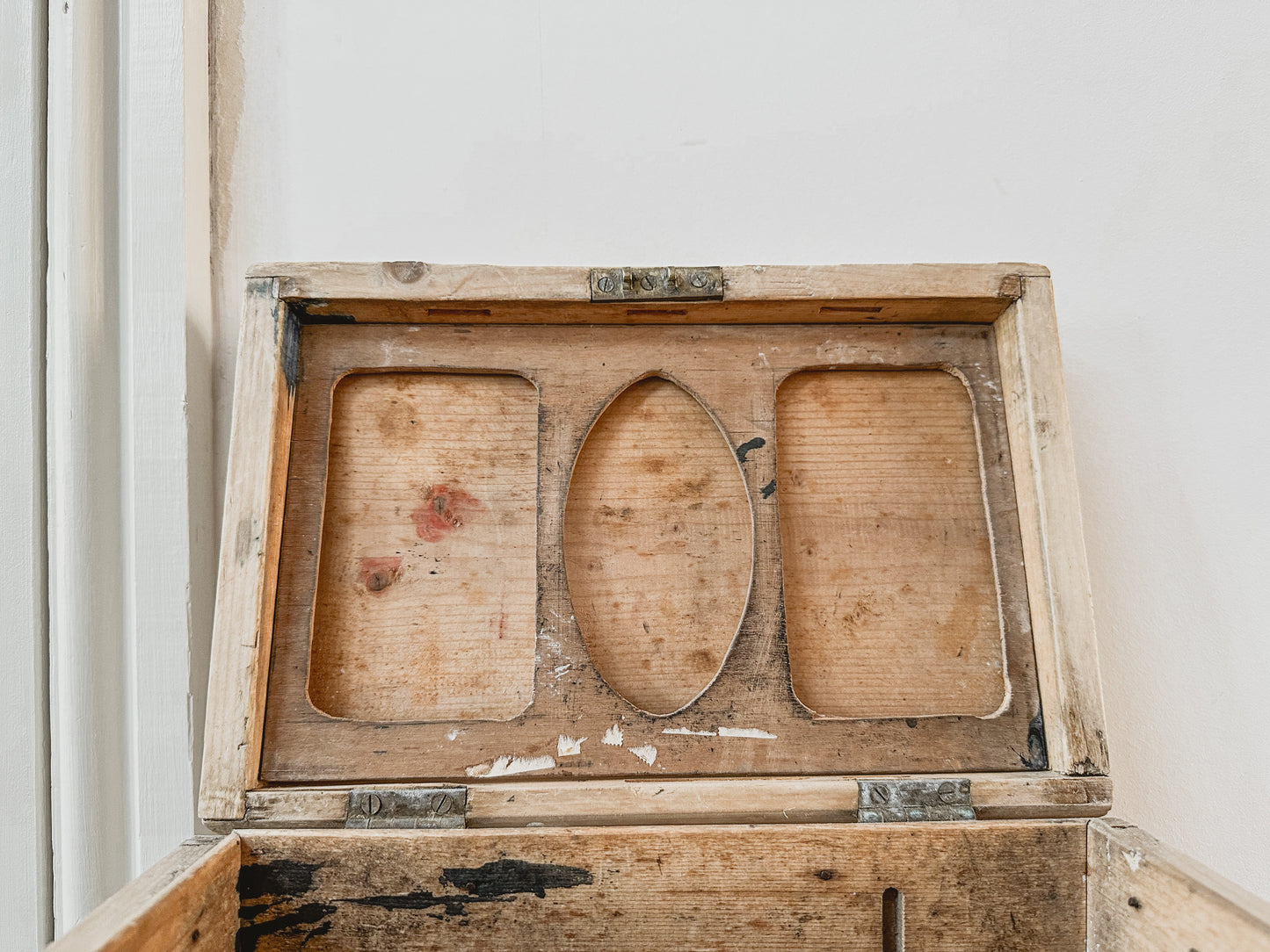 Vintage wooden sailors ditty box