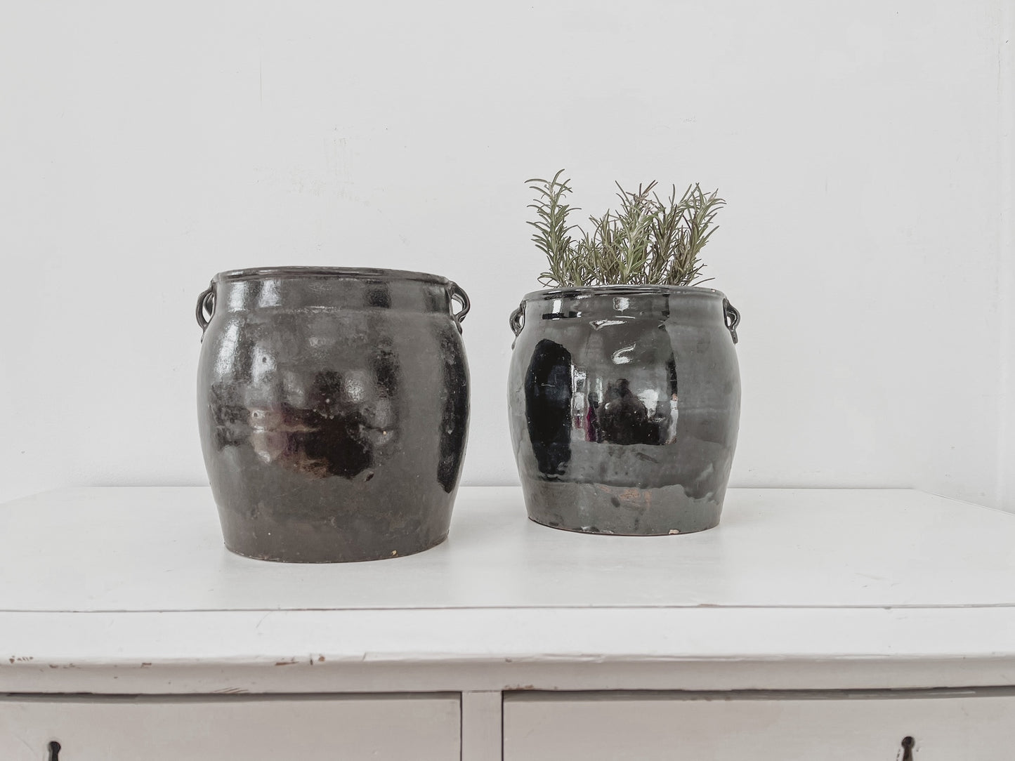 Antique confit pot - matte black glaze